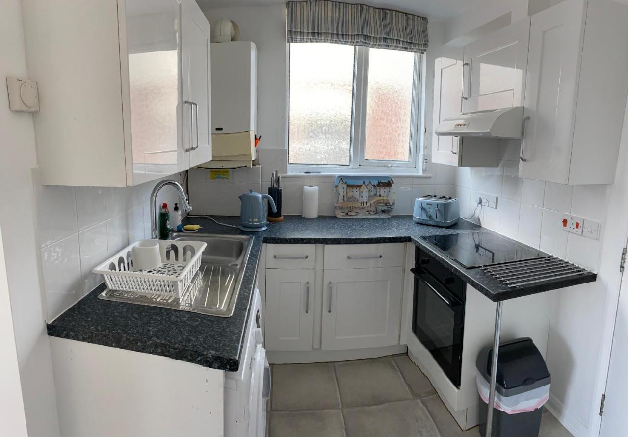 Seabreeze Apartment Lyme Regis Exterior foto